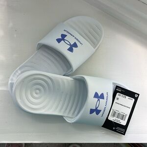 Under Armour Slides Youth Sz 3 NWT